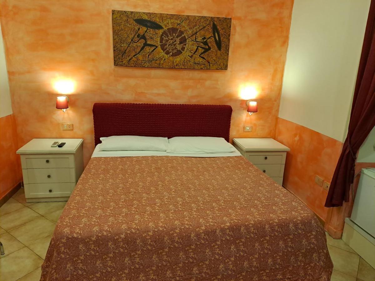 Relais Napoli Velata Nápoles Exterior foto